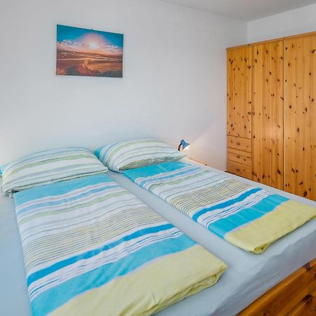 1 Bedroom Beautiful Apartment In Porec Exterior photo